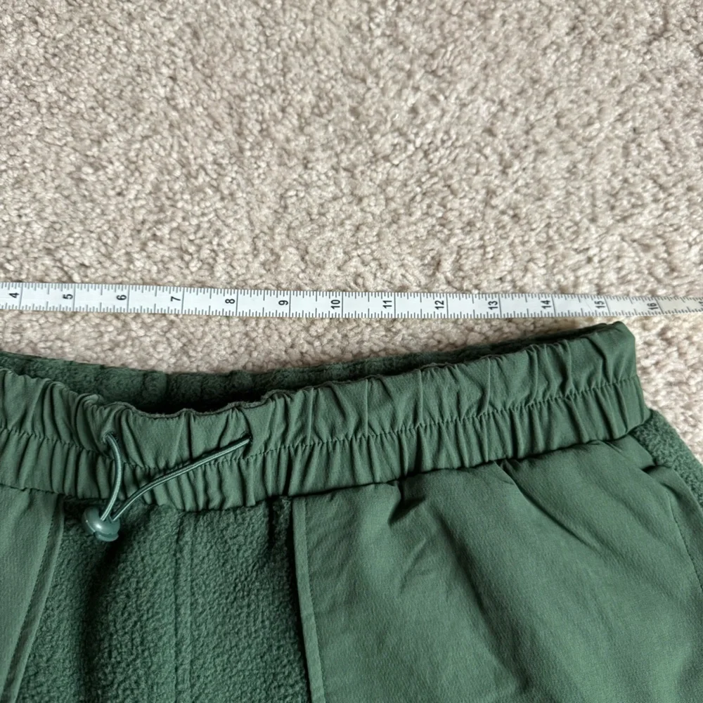 Outdoor Voices Tapered RecTrek-Panelled PrimoFleece Track Pants Green Medium - Picture 8 of 10